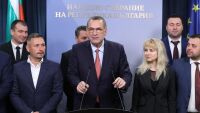 ДПС-ДПС с решение: Продължават подкрепата за кабинета до конвергентния доклад за eврото