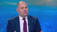 „Пауза“ и на митата на ЕС към САЩ: Брюксел реагира на новите ходове на Доналд Тръмп