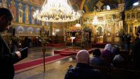 Изнасят плащаницата в храмовете: Какво символизира тя?