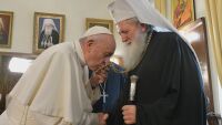 На Томина неделя през 2018  папа Франциск и дядо Неофит се поздравиха с Христос Воскресе