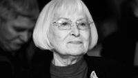 Почина певицата Маргрет Николова - един от емблематични гласове на поп-музиката у нас (ВИДЕО)