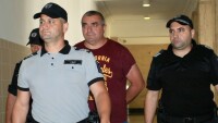 Софийският градски съд спря делото за преместването на Куйович 