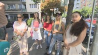 Протестиращи за оставката на Столина Добрева: Надяваме се Боил Банов да вземе правилното решение