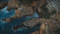 Гмуркачи възобновиха традицията за скокове от скалите в Акапулко