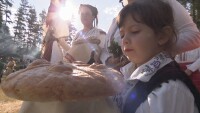 Хиляди самодейци излизат на седем сцени в Копривщица