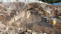 Премахването на старите сгради от терена на детската болница е към края си