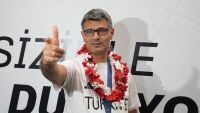 Станалият хит в социалните мрежи Юсуф Дикеч пред bTV: Стрелям с ръка в джоба за равновесие