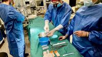 Уникална операция: Спасиха мъж с рядка аневризма и риск от 90% смъртност