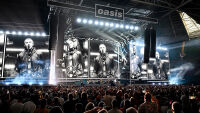 Мъж почина след падане на стадион „Уембли“ на концерт на Oasis