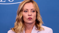 Джорджа Мелони сама отглежда дъщеря си, докато е премиер и работи и за мира в Украйна: Как успява?