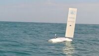 Китайският дрон-лодка „Албатрос“ влезе в историята с проникване в окото на два тайфуна