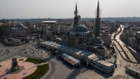 Двама братя - на 15 и 17 г., издъхват след празнична вечеря в Истанбул