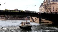Мистериозно убийство в Париж: Открито е пето тяло по бреговете на Сена (ВИДЕО)