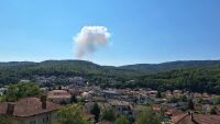Взривът в склад край Трявна не е довел до жертви, горски пожар се разраства в района