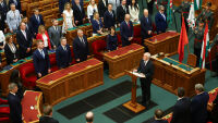 Унгария е с нов президент (СНИМКИ)