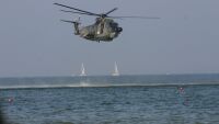 Военен хеликоптер на САЩ откри огън по кораб, плаващ под панамски флаг