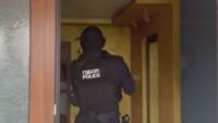 ГДБОП удари групи за лихварство и сводничество в Ботевградско (ВИДЕО)