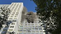 Пожар в 21-етажна сграда в Берлин, петима души пострадаха