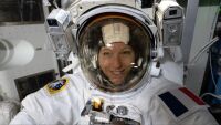 Исторически момент: Френска астронавтка ще излезе за първи път в открития космос