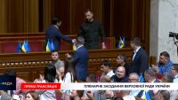 Украйна с нов военен министър: Уволненият призова за избори часове преди вота