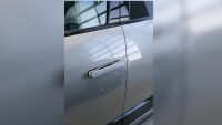 Близо 3 млн. коли Tesla са изтеглени от пазара в Китай заради скрити дръжки на вратите