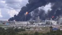 Избухна руски газохимически комплекс: Един загина, над 100 са ранени (ВИДЕО)