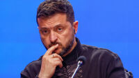 Володимир Зеленски вижда възможност за прекратяване на войната с Русия до края на следващото лято с помощта на САЩ