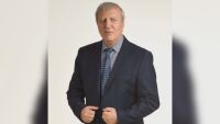 Александър Томов обяви кандидатурата си за президент