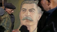 70 години от смъртта на Сталин: Украинците и част от руснаците го сравняват с Путин (ВИДЕО)