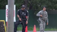 Двама души загинаха и един е ранен при стрелба в Пърл Харбър