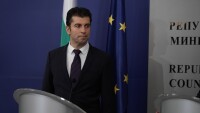 Кирил Петков пред „Блумбърг“: България стои твърдо зад приемането на еврото