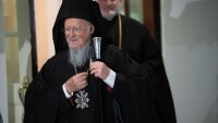 Вселенският патриарх иска да промени програмата си, за да присъства на избора на нов патриарх