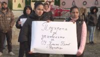 Случаят с детето, живяло в нечовешки условия: Протест в защита на наказаните учители