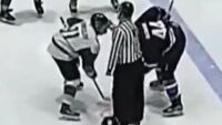 С шайба в главата: Съдия удари хокеист на НСА (ВИДЕО)