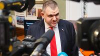 ДБ сезира ГДБОП за пътуванията на Делян Пеевски, лидерът на ДПС поиска проверка от прокуратурата