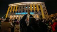 Граждани протестираха пред БНБ срещу еврото