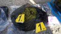 Разбита е престъпна група за разпространение на наркотици в Благоевградско (СНИМКИ)