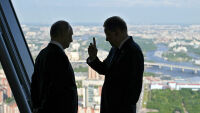 Богати, но безгласни: Как Путин подчини руските милиардери по време на войната?