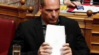 Варуфакис: Реалният победител на изборите в Гърция е Тройката