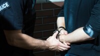 Стрелецът от Овчеполци се предаде в полицията