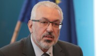 Здравното министерство: В правомощията на министъра влизат „и други неща”