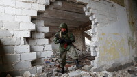 Нови взаимни обвинения за стрелба в Източна Украйна