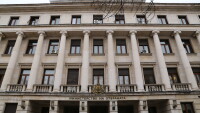 Три кораба на военноморските сили са спасили моряците след атаката с дронове