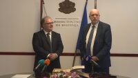 Рокада в културата: Найден Тодоров пое министерския пост от Велислав Минеков