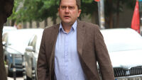 Нови трусове вляво: Кметът на Перник и още 50 социалисти напуснаха БСП (ОБЗОР)