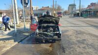 Кола се самозапали на жп прелез в Благоевград (СНИМКИ)