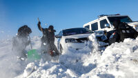 -52,3° в Китай: Счупени рекорди, леден дъжд и пясъчни бури (ВИДЕО)