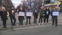 „Стига толкова“: Родителите на убити на пътя деца плашат със затварянето на пътни артерии 