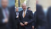 Премиерът обеща повече пари за заплати и стипендии в сектор 