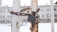 „Дървена ваканция“ заради студа: Затвориха училища и градини в Средец, Сунгурларе и Приморско